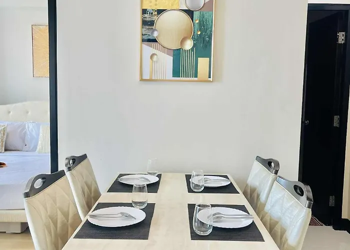 Heart Of Mactan Newtown Big Space With Free Wifi And Pool Access *