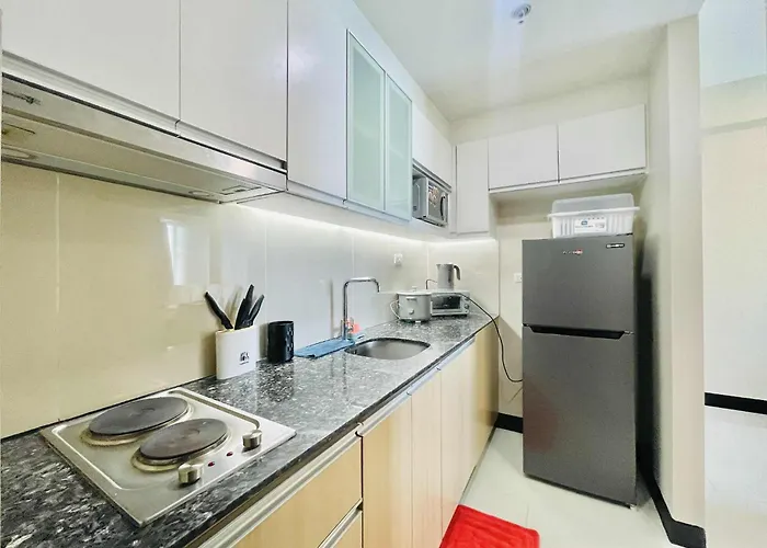 Heart Of Mactan Newtown Big Space With Free Wifi And Pool Access Apartment