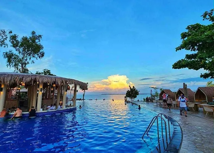 Heart Of Mactan Newtown Big Space With Free Wifi And Pool Access Apartment